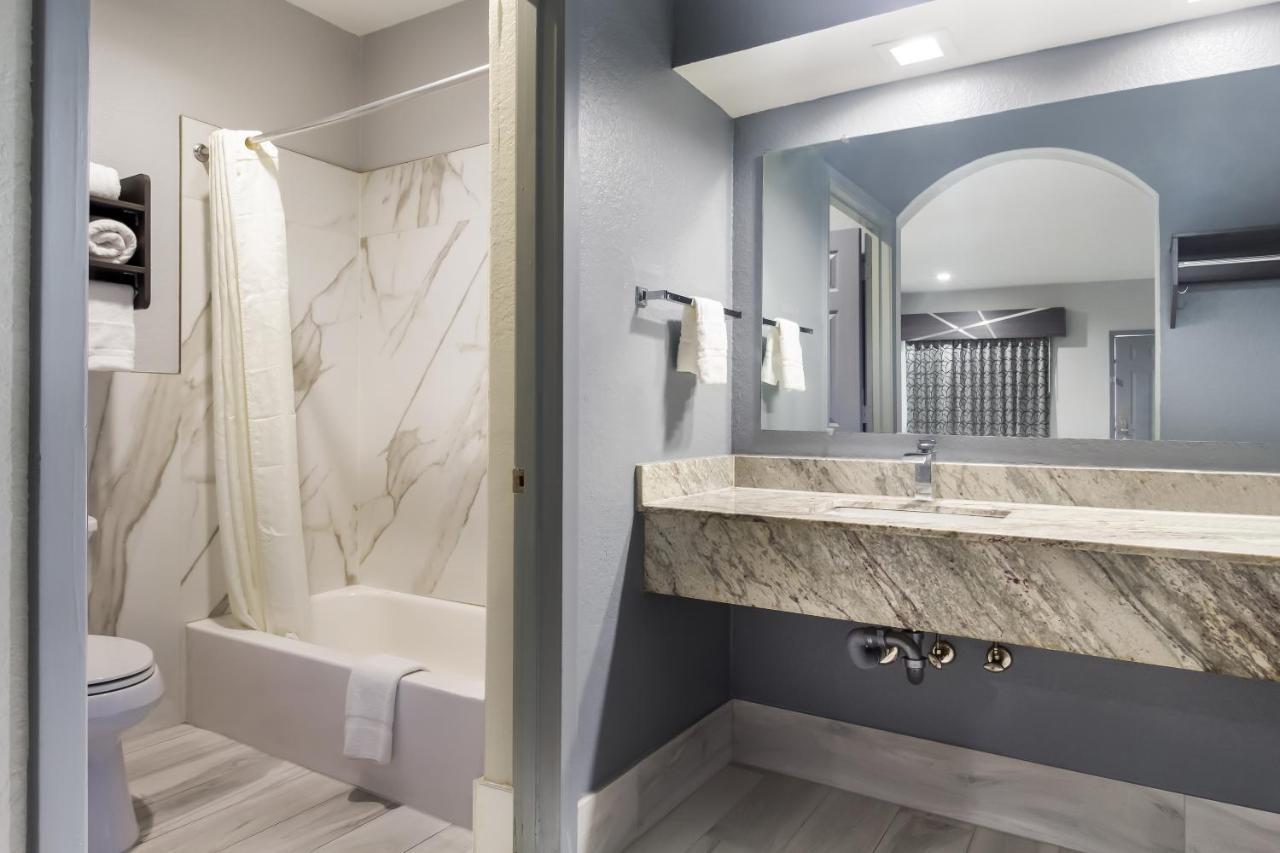 Americas Best Value Platinum Inn & Suites Houston Exteriér fotografie